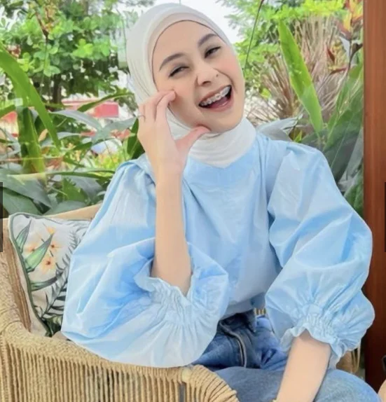 Blouse Lengan Balon